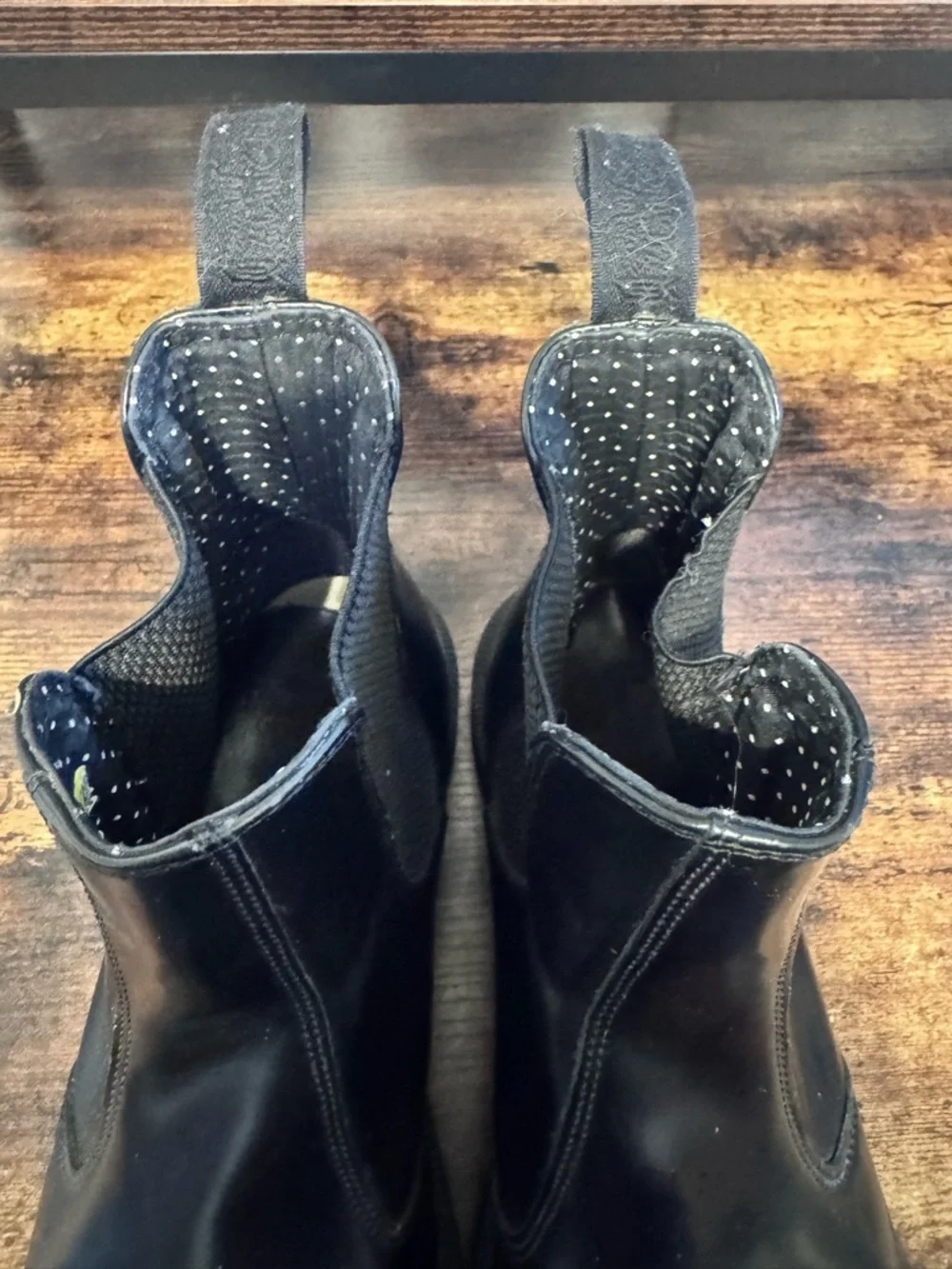 Dr. Martens Flora Polished Smooth Leather Chelsea Boots Size 8